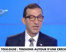 Tout le monde s’est ému pour ce gamin qui pleurait & de sa mère. Personne n’évoque le sujet quand une crèche avec des enfants est attaquée