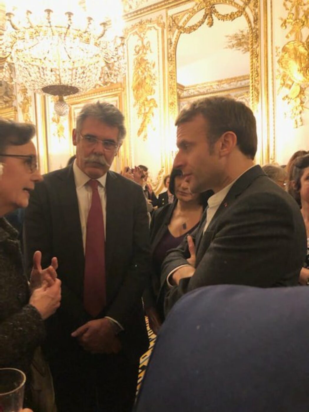 Emmanuel Macron : “Votre problème, c’est que vous croyez qu’un père est forcément un mâle”