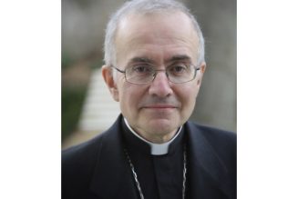 Mgr Batut, évêque de Blois, appelle à manifester le 19 janvier