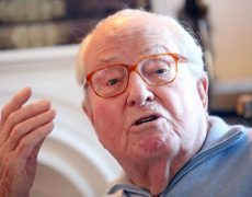 Municipales : Jean-Marie Le Pen lance un appel solennel pour l’unité des forces nationales et de droite