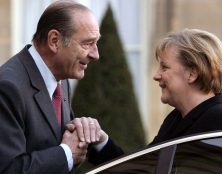 Trahison de la droite : Angela Merkel chausse les bottes de Jacques Chirac