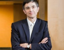 La mouvance LGBT entrerait par la grande porte à la mairie de Versailles, pour s’occuper de la jeunesse