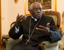 La prière de l’Eglise ne peut jamais être détournée pour devenir une légitimation du péché, de la structure de péché ou même de l’occasion prochaine du péché