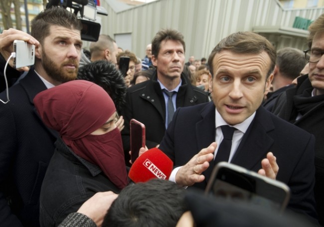 Le discours d’Emmanuel Macron sur le séparatisme islamiste et ses impostures : à propos de communautarisme et de stigmatisation