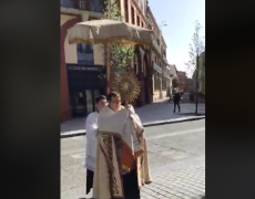 Bénédiction du Saint-Sacrement à Toulouse
