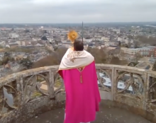 Bénédiction du haut de la cathédrale de Bourges