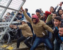 L’archevêque catholique d’Athènes et président de la Conférence des évêques de Grèce accuse l’UE d’abandonner son pays face à l’afflux d’immigrés
