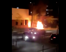 Tandis que Castaner nie la gravité des violences, les émeutiers en sont à leur 5e nuit de guérilla