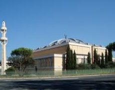 La mosquée, lieu de prière et de pouvoir