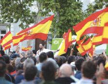 La colère monte contre les restrictions de liberté en Espagne