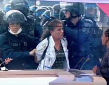 Sibeth : « Je ne saurais pas expliquer à mes enfants s’il est normal ou pas de jeter des pierres sur les forces de l’ordre »