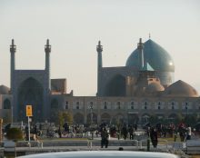 Iran : Descendant de Mahomet, il embrasse la croix