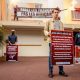 Le gouvernement fait la publicité d’une action de Génération identitaire