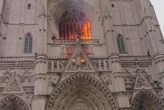 Incendie à la cathédrale Saint-Pierre-et-Saint-Paul de Nantes