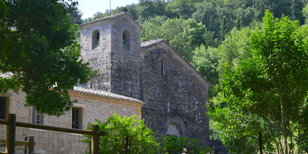 L’abbaye de Rieunette et ses huiles essentielles bio