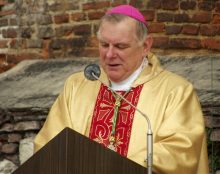 Une nouvelle vague d’intolérance religieuse force les catholiques à quitter la vie publique