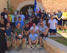 Les pères de famille sur les chemins de Cotignac