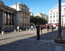 Les Sentinelles de retour devant l’Assemblée