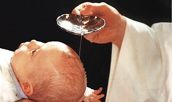 Le Conseil d’Etat reconnaît à l’Église le droit de refuser l’effacement du registre des baptêmes