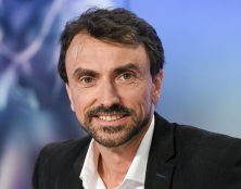 Grégory Doucet (EELV) sera le premier maire de Lyon à ne pas participer à la cérémonie catholique de Vœu des Echevins
