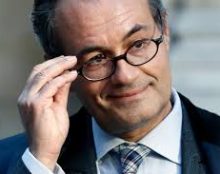 Un ancien chroniqueur de Valeurs Actuelles recruté comme conseiller du Premier Ministre