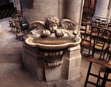 L’eau bénite, ce canal de la grâce divine