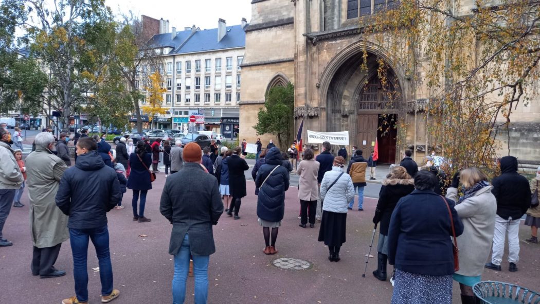 Manifestations à Châlons-en-Champagne, Sens, Caen, Melun, Lille