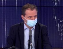 Pour Noël, prenez soin de votre santé : dégustez la bûche en famille et surtout éteignez la radio