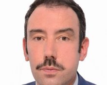 Un militant LGBT recasé à la direction académique de Paris après 3 mois au ministère de Moreno