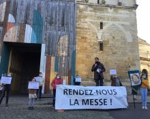 Manifestations pour la messe