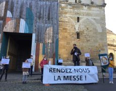Manifestations pour la messe