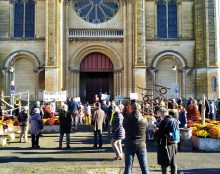 Manifestations pour la messe à Quimperlé, Brest, Saumur, Niort, Bourges, Bordeaux
