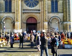Manifestations pour la messe à Quimperlé, Brest, Saumur, Niort, Bourges, Bordeaux
