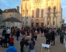 Environ 250 personnes manifestent à Chartres pour la messe