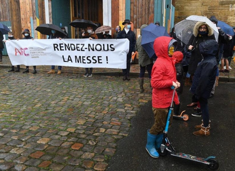 Nantes :  le Collectif maintient sa manifestation. Versailles : manifestation annulée