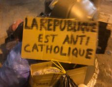 A Saint-Sulpice, les manifestants ont pu prier