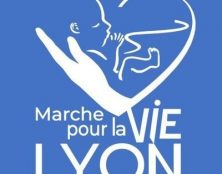 La marche pour la Vie de Lyon organise une action à propos de la suppression de la clause de conscience des médecins