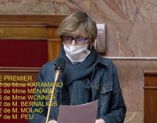 Emmanuelle Ménard défend les racines chrétiennes de la France à l’Assemblée nationale