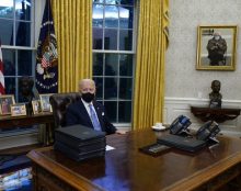 Idéologie du genre : Biden signe un décret LGBTiste