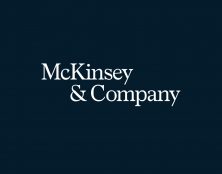 Qui gouverne : la bande à Macron ou McKinsey ?