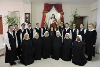 Les Sœurs Consolatrices du Sacré-Cœur de Jésus recherchent un noviciat