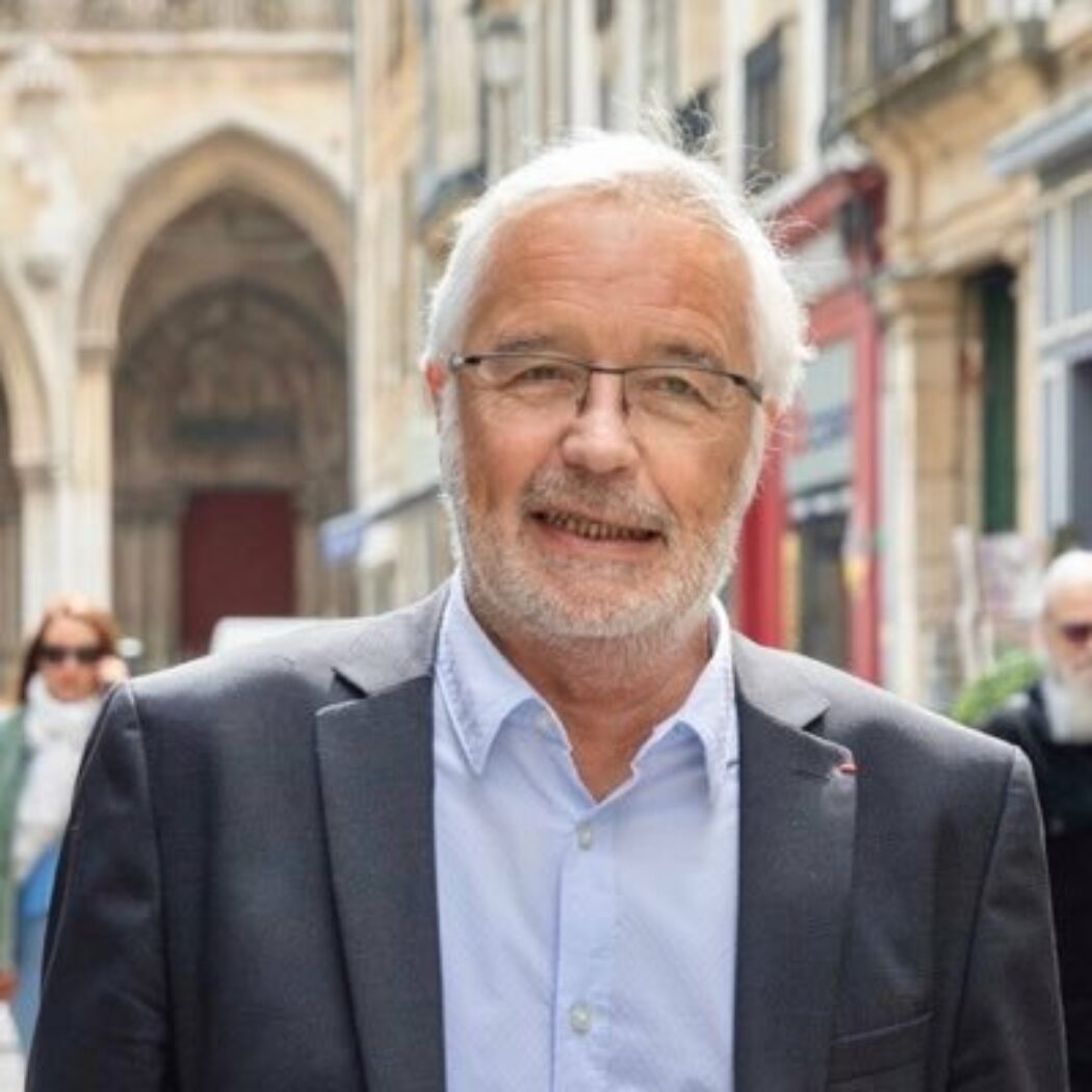 La Fraternité Saint-Pie X dépose plainte contre le maire de Dijon pour diffamation
