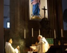 « Supprimer une messe, c’est supprimer un apostolat, des confessions, du catéchisme… »