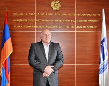 Arsen Lokyan forme les futurs fonctionnaires de l’Arménie