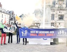 Action contre le projet de loi bioéthique à Compiègne