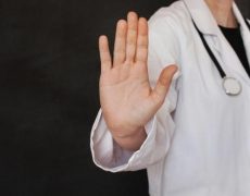 Certains gynécologues expriment une saturation psychologique et émotionnelle par rapport à la pratique récurrente de l’avortement