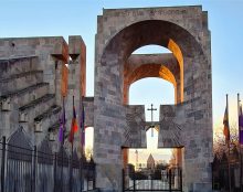 Dans la Cité Sainte du Caucase