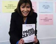 Anne Hidalgo veut faire payer les terrasses éphémères des bars et restaurants