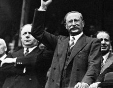 Emmanuel Macron pire que Léon Blum