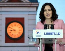 Madrid : Le parti populaire (PP) triomphe et noue une coalition Vox (extrême-droite)